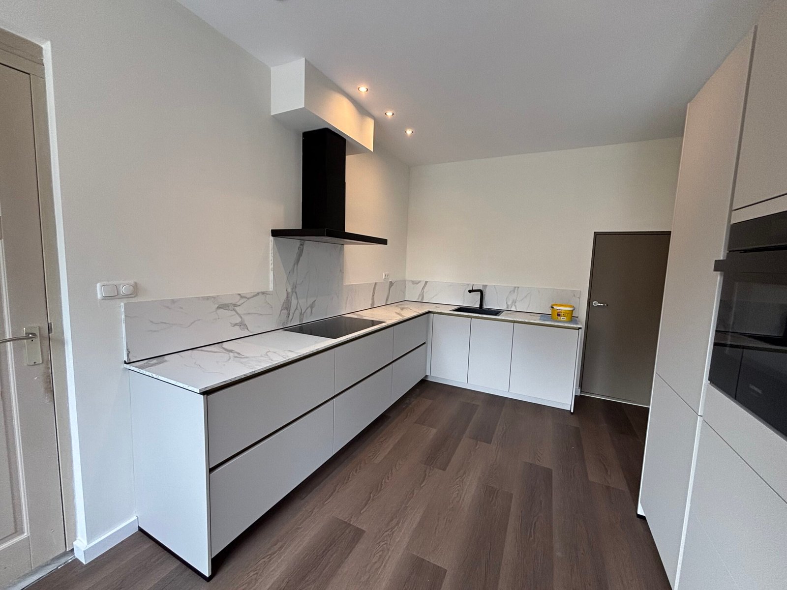 Stukadoors werk en schilderwerk in Muntendam